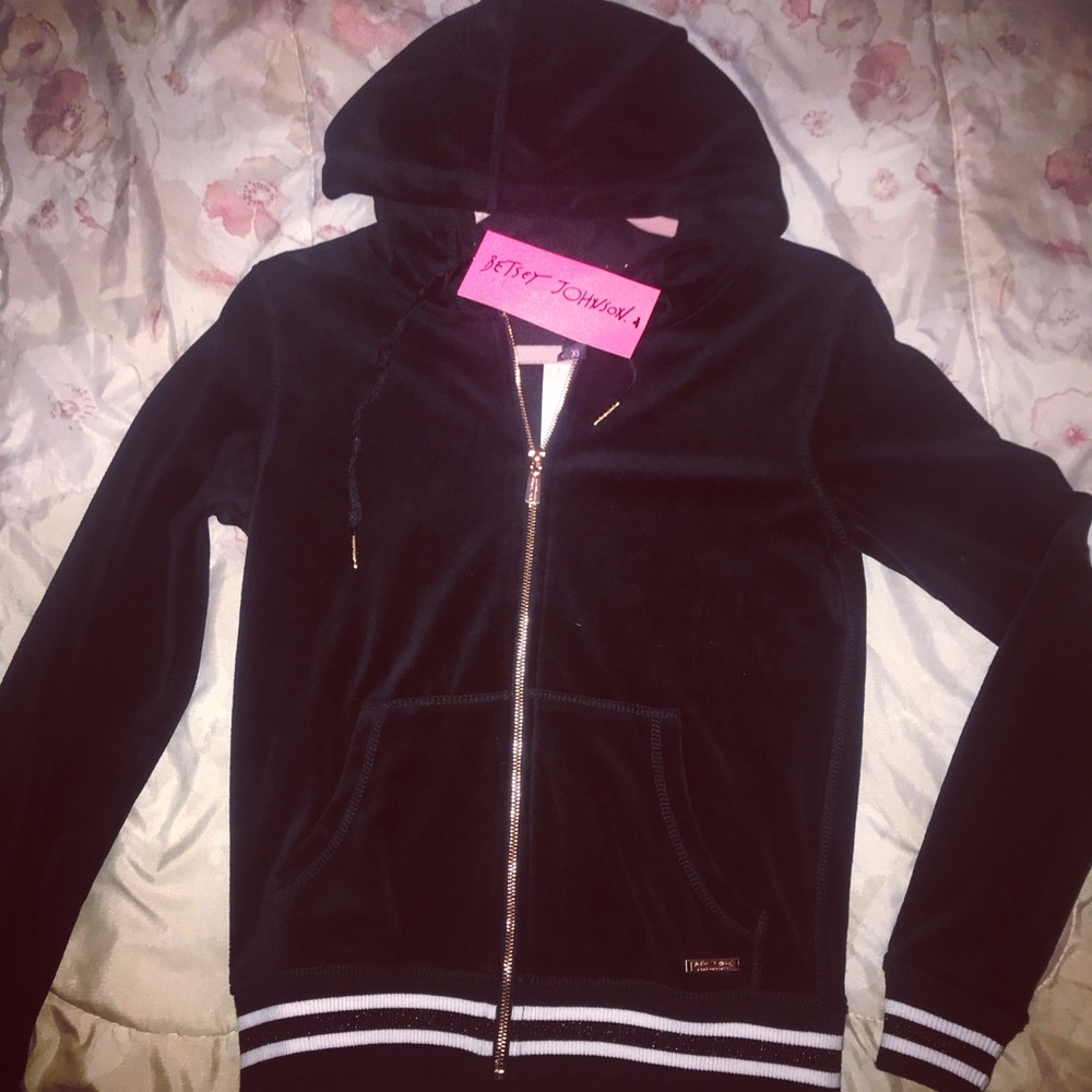 Betsey Johnson 🎀 sweatshirt